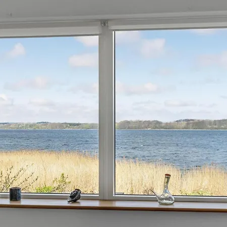 Holiday home 4 Bedroom Amazing In Mariager